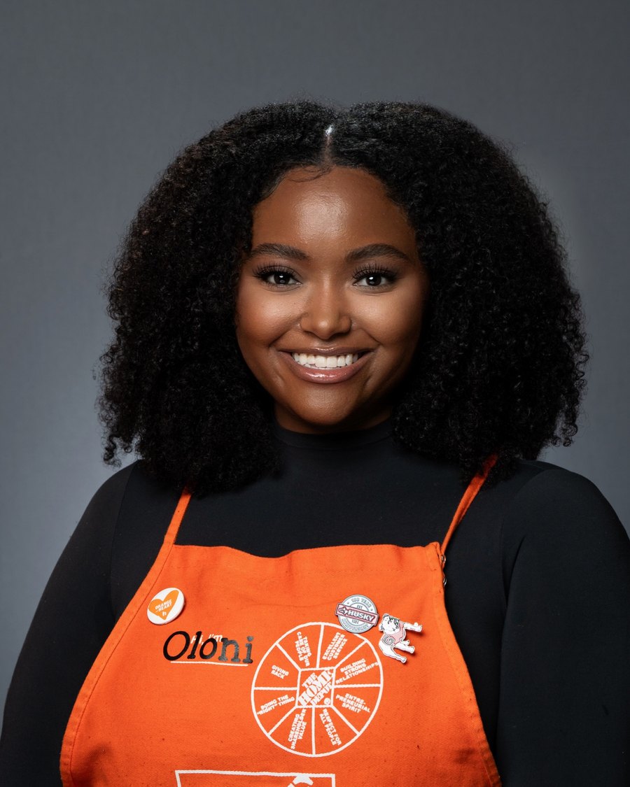 Oloni in her Home Depot apron